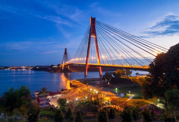 ما هي تفاصيل عرض اندونيسيا من عرب تورز ؟