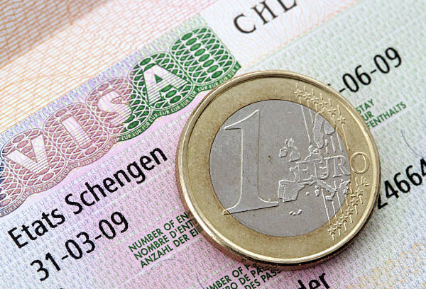 تأشيرة شنغن للعائلات، فيزا شنغن للعائلة، السفر العائلي إلى أوروبا، تأشيرة شنغن السياحية، فيزا متعددة الدخول شنغن، تأشيرة الزيارة العائلية، فيزا شنغن للأطفال، الوثائق المطلوبة لتأشيرة شنغن، فيزا شنغن من عرب تورز، شنغن للعوائل، تأشيرة أوروبا للعائلة، متطلبات شنغن للعائلة، خطوات الحصول على فيزا شنغن، أرخص تأشيرة شنغن للعائلات، أفضل نوع فيزا شنغن للعائلة، استشارة فيزا شنغن، استخراج تأشيرة شنغن بسهولة، فيزا شنغن من الإمارات، فيزا شنغن من السعودية، كيف أقدم على شنغن للعائلة