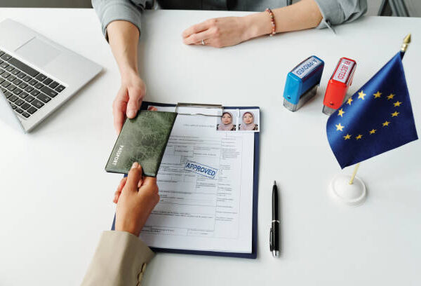 كيفية استخراج فيزا شنغن أون لاين للسعوديين